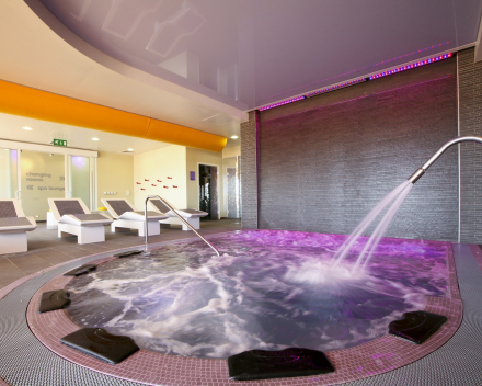 Hotel spa met waterkanon