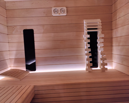Sauna op maat met ingewerkte LED verlichting en infraroodstralers